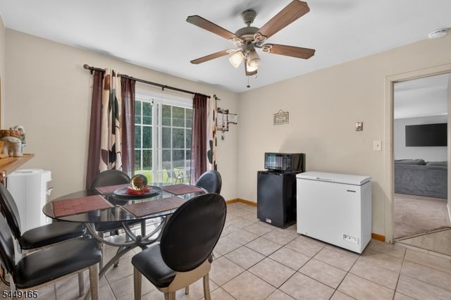 6 Meadowbrook Pl, Willingboro Twp., NJ 08046