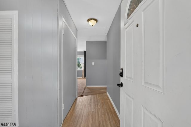 6 Meadowbrook Pl, Willingboro Twp., NJ 08046