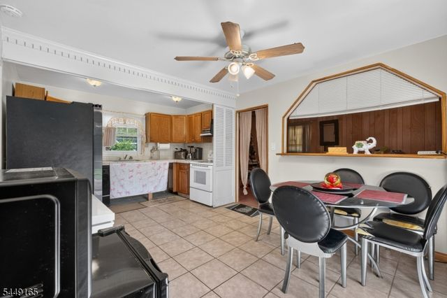 6 Meadowbrook Pl, Willingboro Twp., NJ 08046