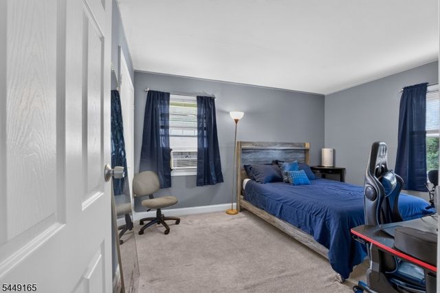 6 Meadowbrook Pl, Willingboro Twp., NJ 08046