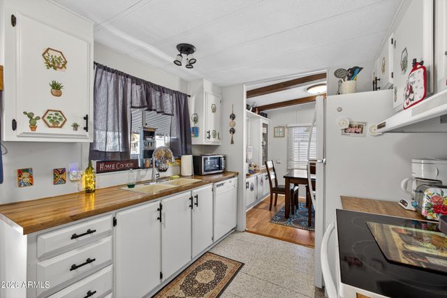 205 S HIGLEY Road 60, Mesa, AZ 85206