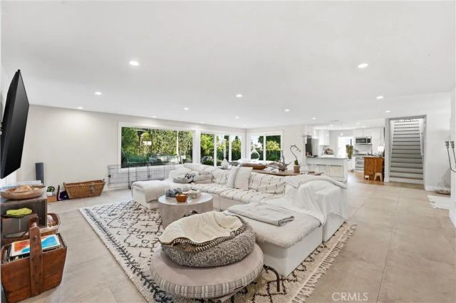 3078 Zell, Laguna Beach, CA 92651