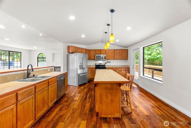 17206 SE 238th Street, Kent, WA 98042