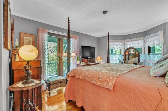 214 Raven Cliff Road, Cleveland, SC 29635