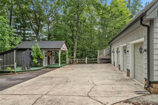 214 Raven Cliff Road, Cleveland, SC 29635