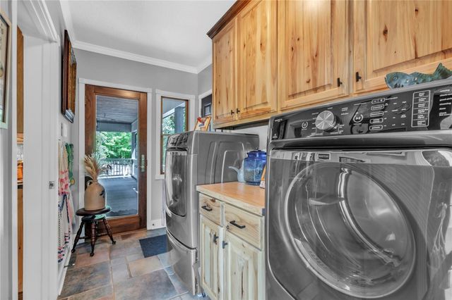 214 Raven Cliff Road, Cleveland, SC 29635