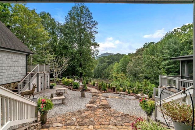 214 Raven Cliff Road, Cleveland, SC 29635