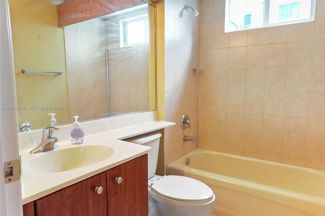 2550 SW 27th Ave 301, Miami, FL 33133