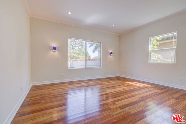 12219 Darlington Avenue, Los Angeles, CA 90049