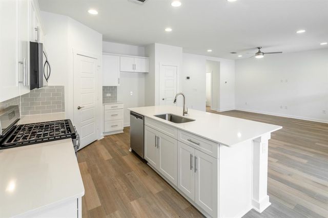 1856 Bonham LN, Round Rock, TX 78664