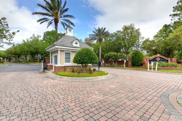 13810 SUTTON PARK Drive 835, Jacksonville, FL 32224