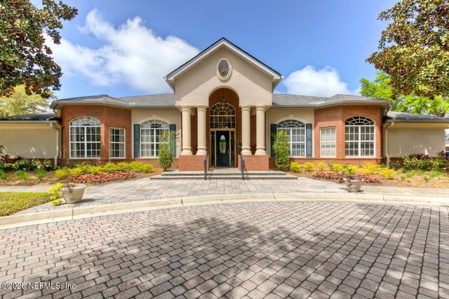 13810 SUTTON PARK Drive 835, Jacksonville, FL 32224