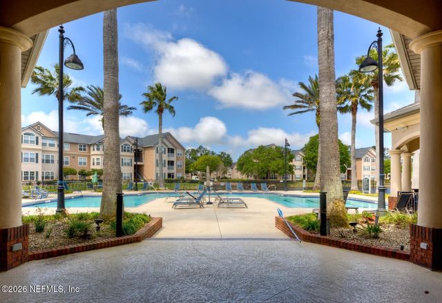 13810 SUTTON PARK Drive 835, Jacksonville, FL 32224