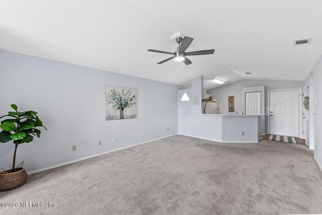 13810 SUTTON PARK Drive 835, Jacksonville, FL 32224