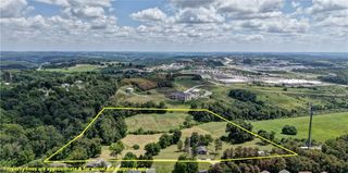 young lane, St Clairsville, OH 43950