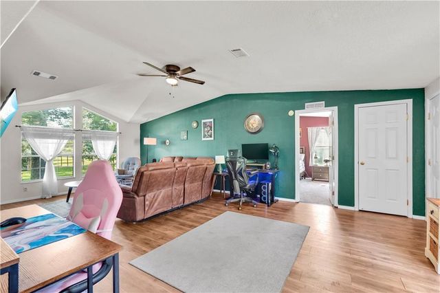 1067 NW Oak Street, Townsend, GA 31331
