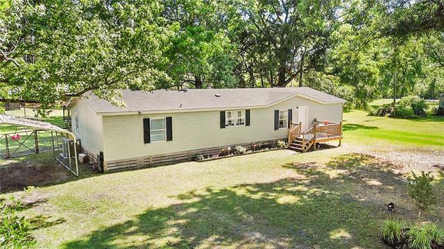 1067 NW Oak Street, Townsend, GA 31331
