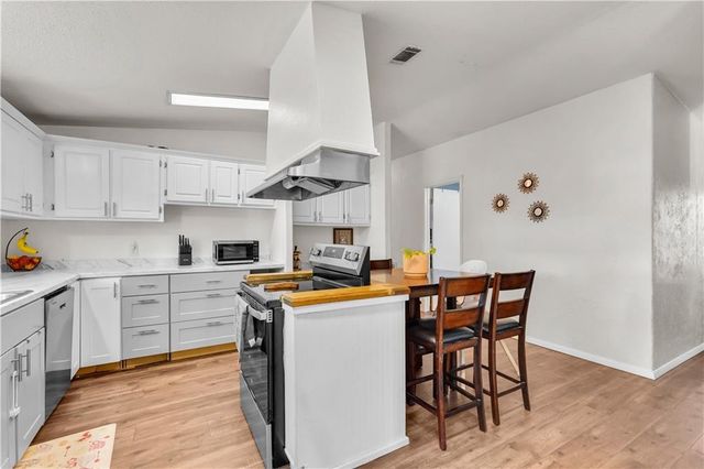 1067 NW Oak Street, Townsend, GA 31331