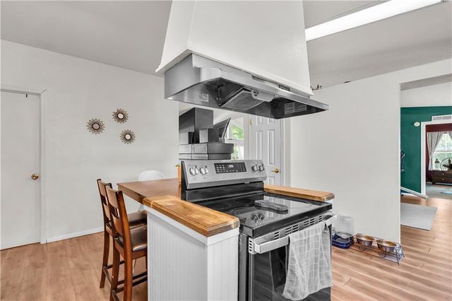 1067 NW Oak Street, Townsend, GA 31331