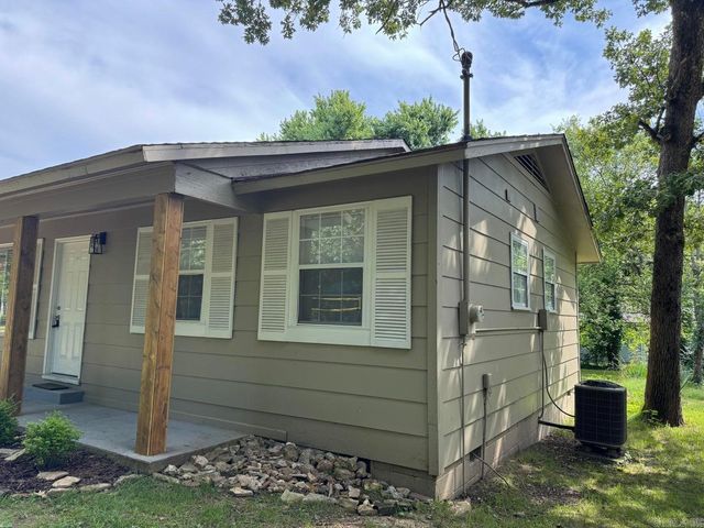 128 Hiawatha Drive, Cherokee Village, AR 72529