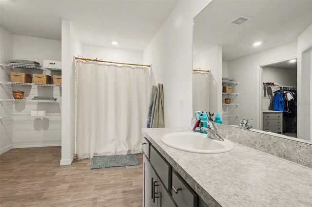 1409 NE 4TH PLACE, Cape Coral, FL 33909