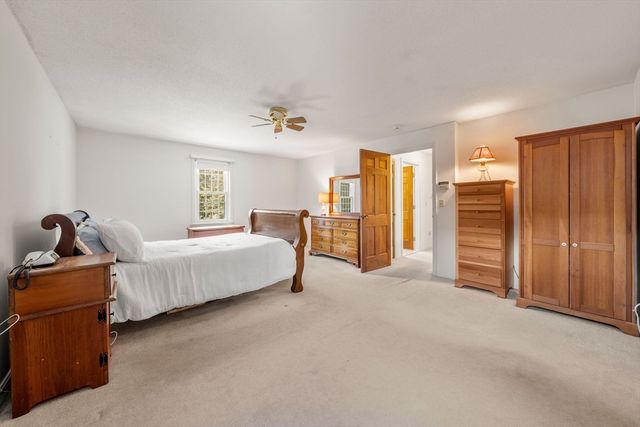 22 Pinecrest Dr, Sandwich, MA 02463