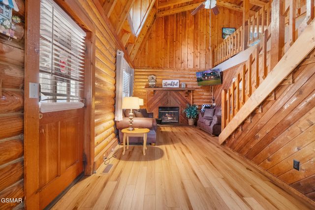 1736 Walker Trail, Sevierville, TN 37876