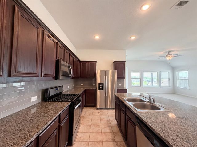 6945 Talon Bluff Drive, Fort Worth, TX 76179