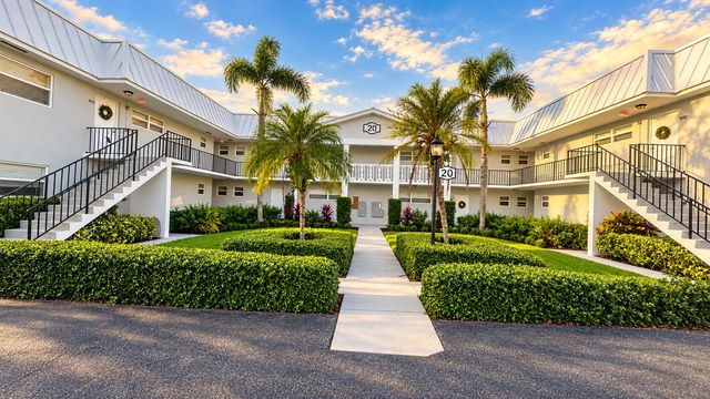 20 COLONIAL CLUB Drive 200, Boynton Beach, FL 33435