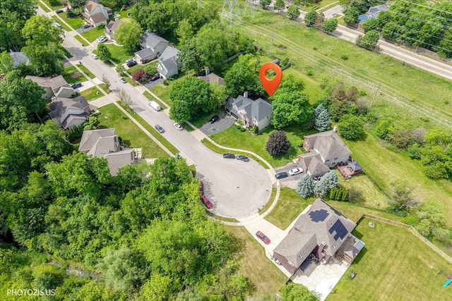 80 CHESTNUT Court, Elgin, IL 60120
