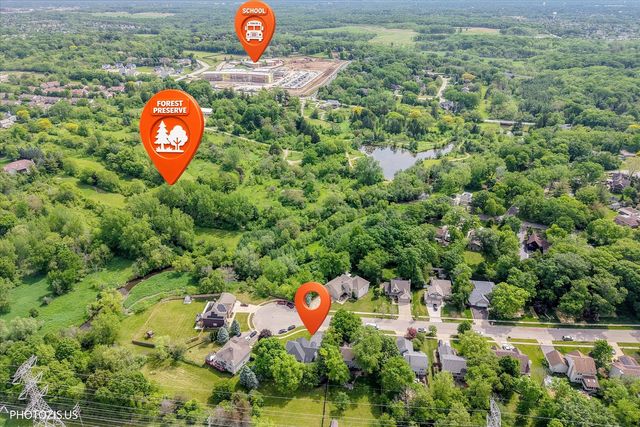 80 CHESTNUT Court, Elgin, IL 60120