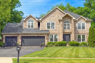 80 CHESTNUT Court, Elgin, IL 60120