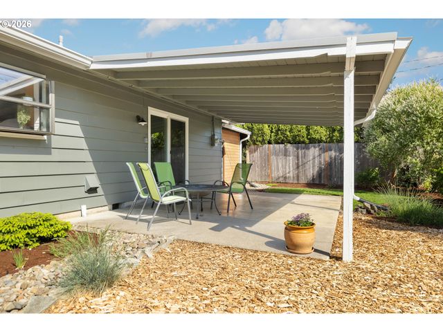 918 Ne 152ND Ave, Portland, OR 97230