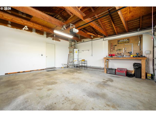 918 Ne 152ND Ave, Portland, OR 97230