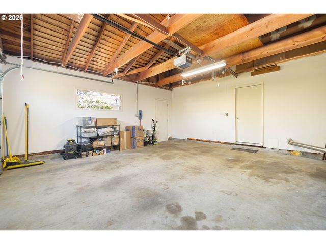 918 Ne 152ND Ave, Portland, OR 97230