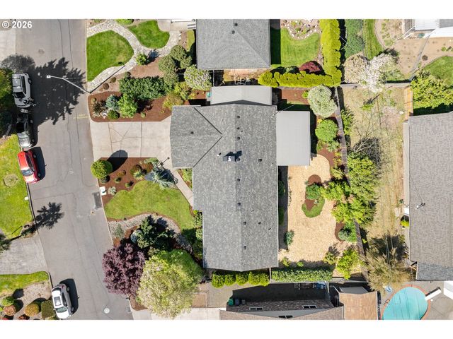 918 Ne 152ND Ave, Portland, OR 97230