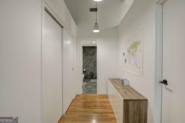 3235 Roswell Road 703, Atlanta, GA 30305