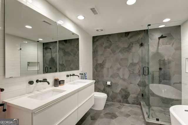 3235 Roswell Road 703, Atlanta, GA 30305