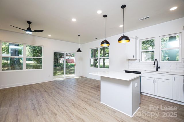 3218 Sam Wilson Road, Charlotte, NC 28214