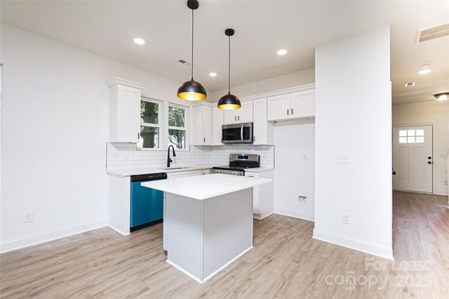 3218 Sam Wilson Road, Charlotte, NC 28214