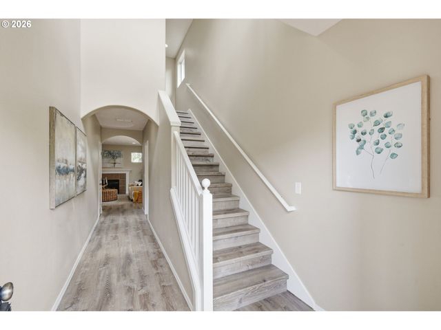 1961 ADELMAN Loop, Eugene, OR 97402