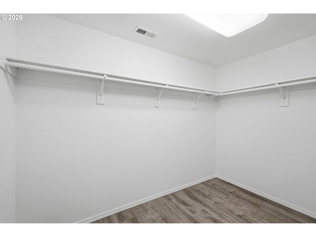 1961 ADELMAN Loop, Eugene, OR 97402