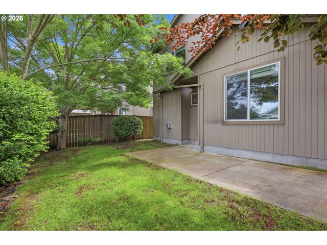 1961 ADELMAN Loop, Eugene, OR 97402