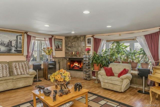 12 Stone Boulevard, Massapequa, NY 11758