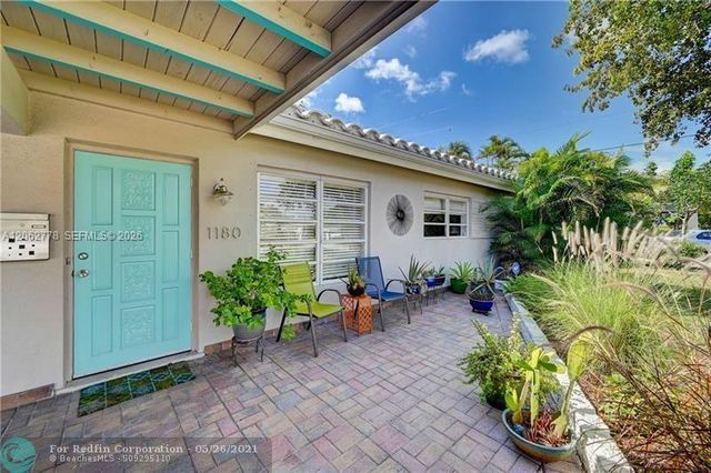 1180 SW 4th Ter, Pompano Beach, FL 33060