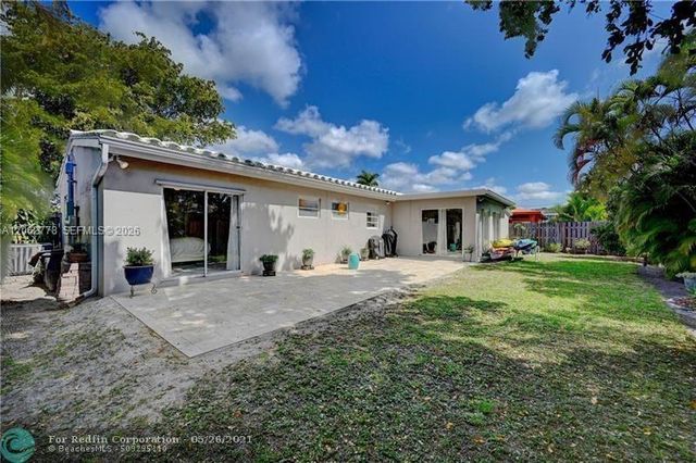 1180 SW 4th Ter, Pompano Beach, FL 33060