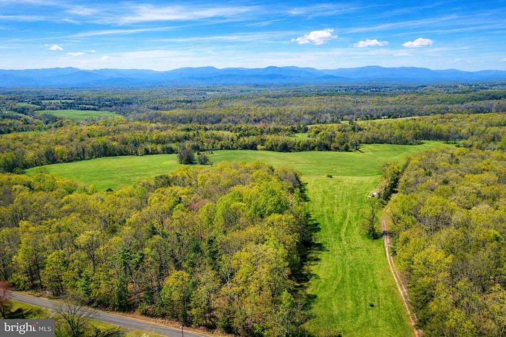 Image 1 of property listing at KIRTLEY RESIDUE LOT, Culpeper, VA 22701