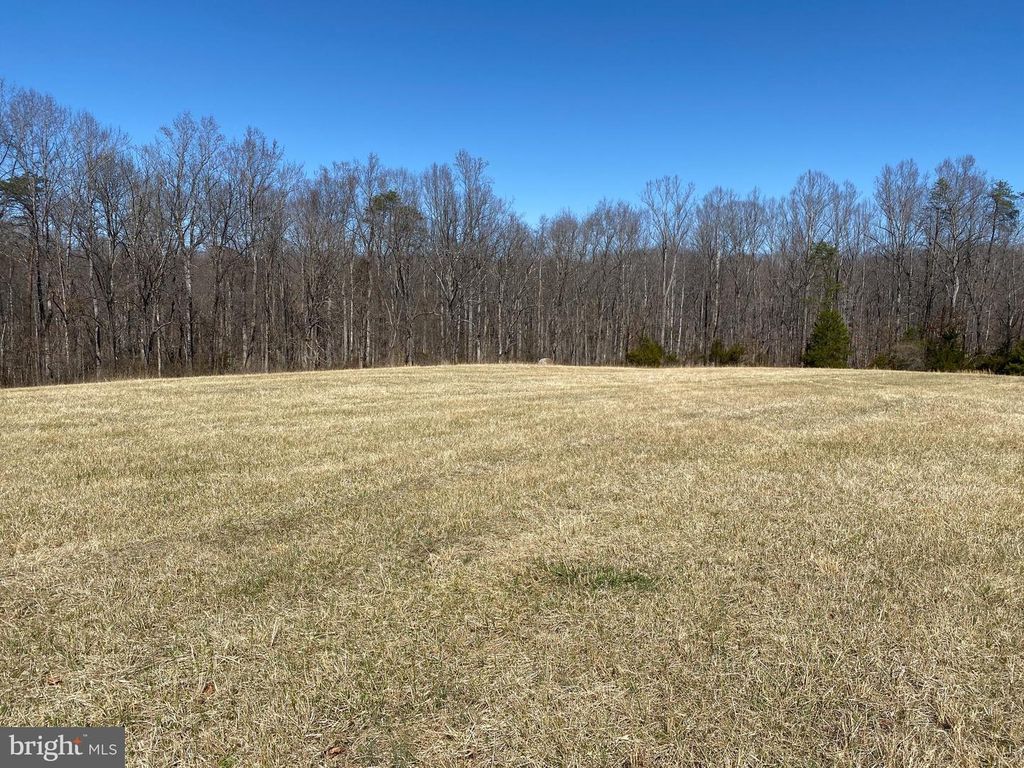 Image 14 of property listing at KIRTLEY RESIDUE LOT, Culpeper, VA 22701
