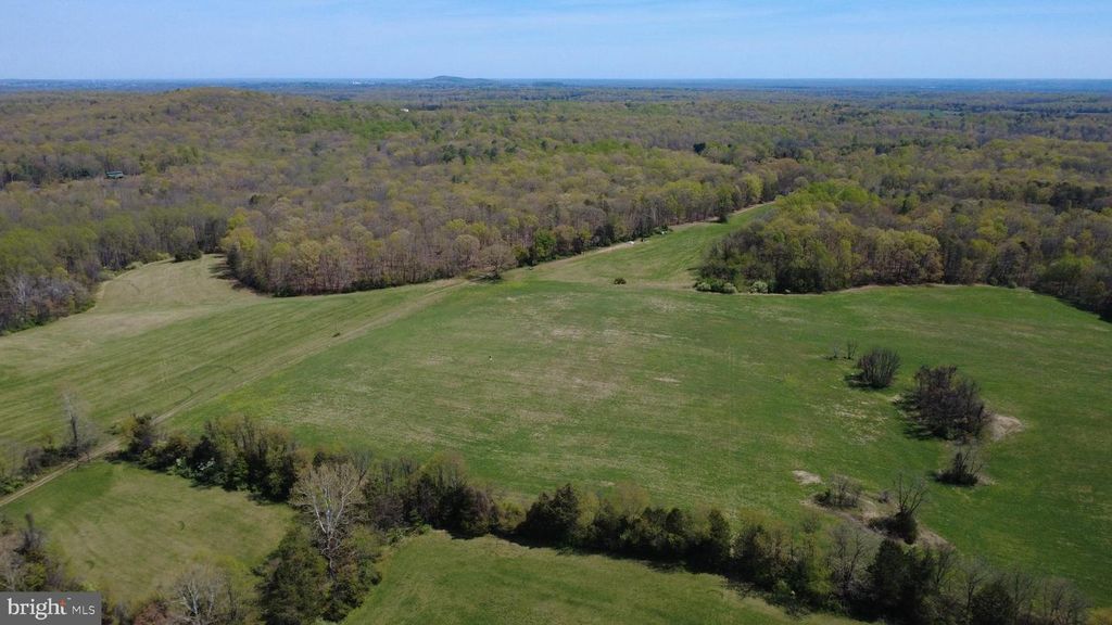 Image 20 of property listing at KIRTLEY RESIDUE LOT, Culpeper, VA 22701