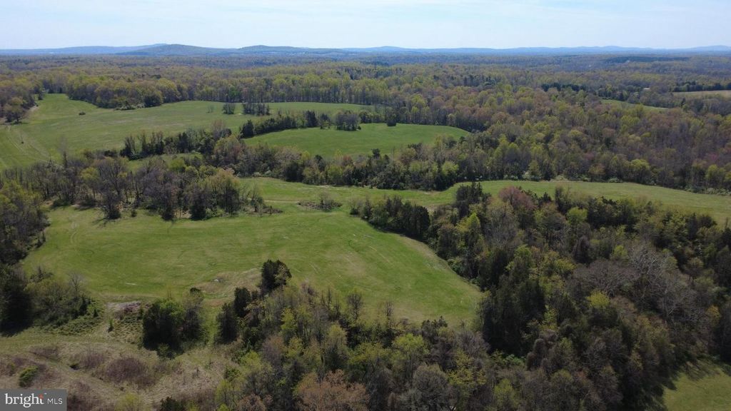 Image 24 of property listing at KIRTLEY RESIDUE LOT, Culpeper, VA 22701